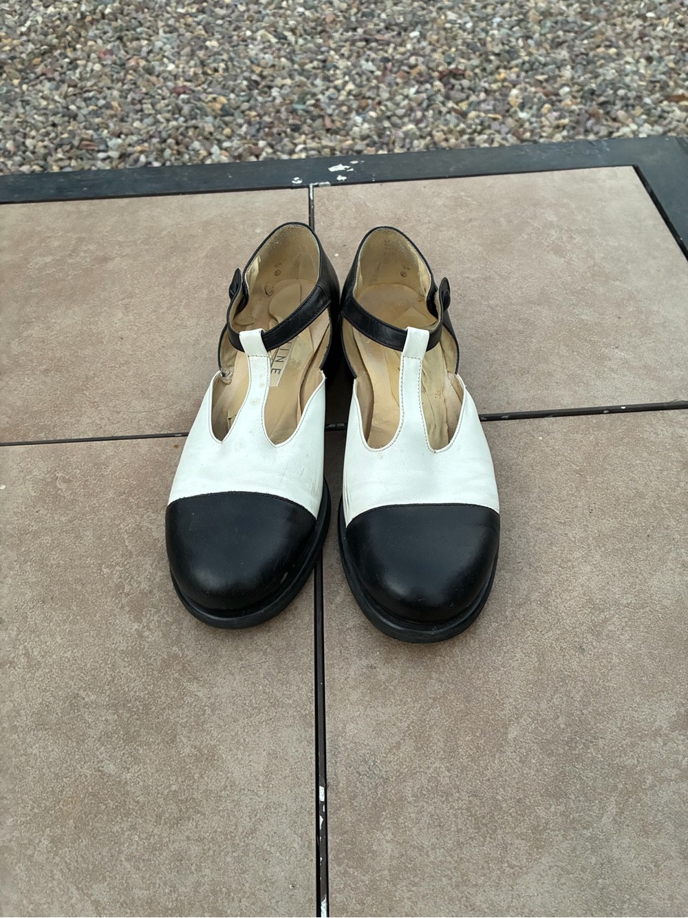 Nine West Black and White Two-Tone Mary Jane Flats